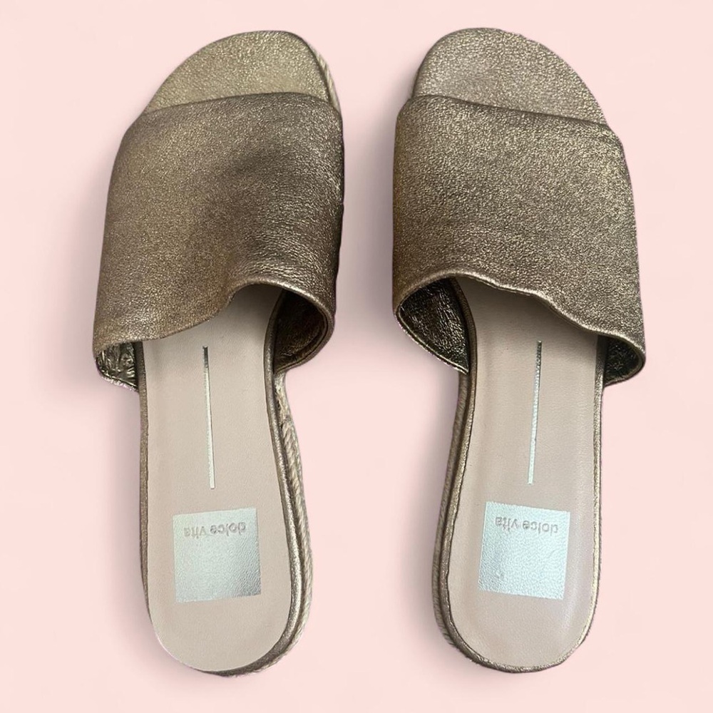 Dolce Vita Gold Wedge Sandal Size 8